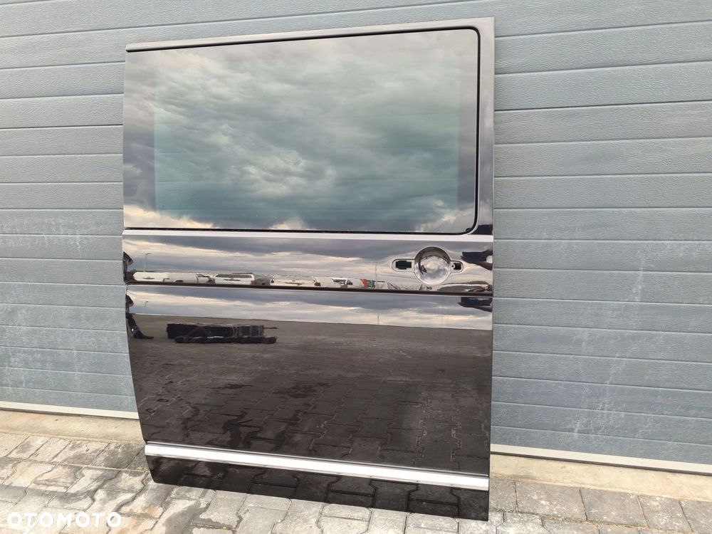 VW T5 LIFT T6 drzwi przesuwne prawe CZARNE LC9X - 1