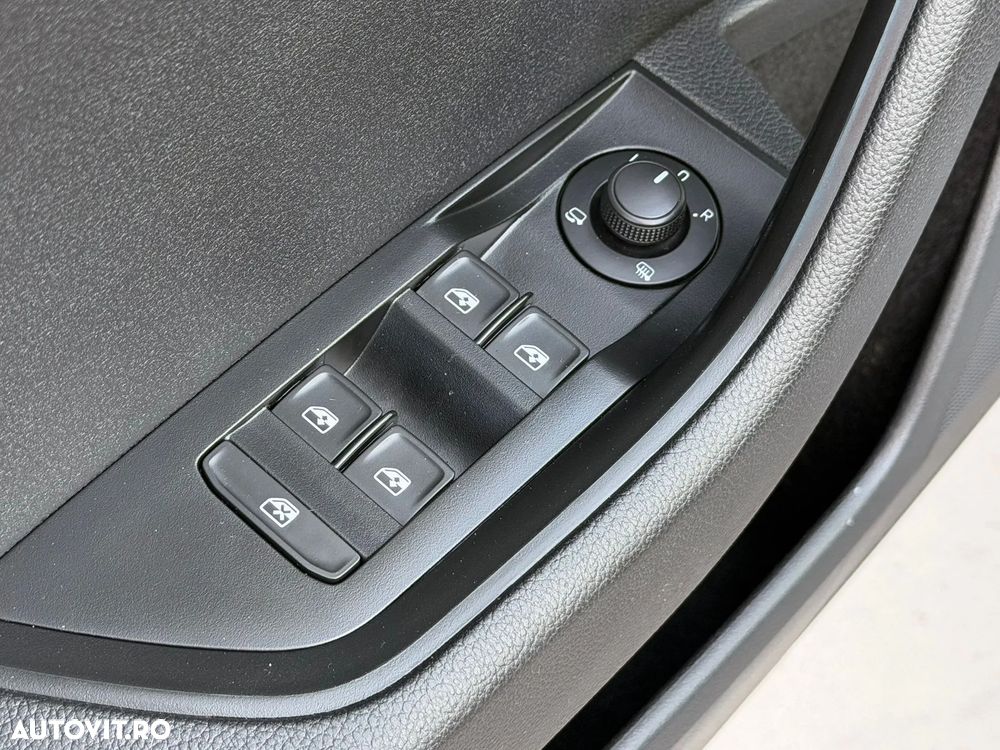 Skoda Superb 2.0 TDI DSG Style - 29