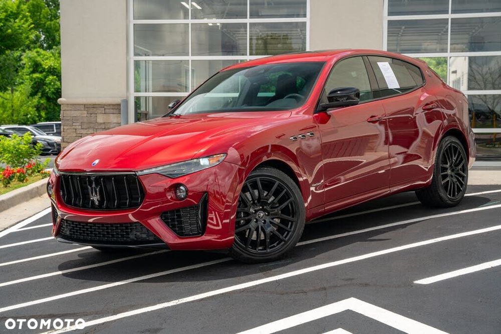 Maserati Levante S Q4 - 1