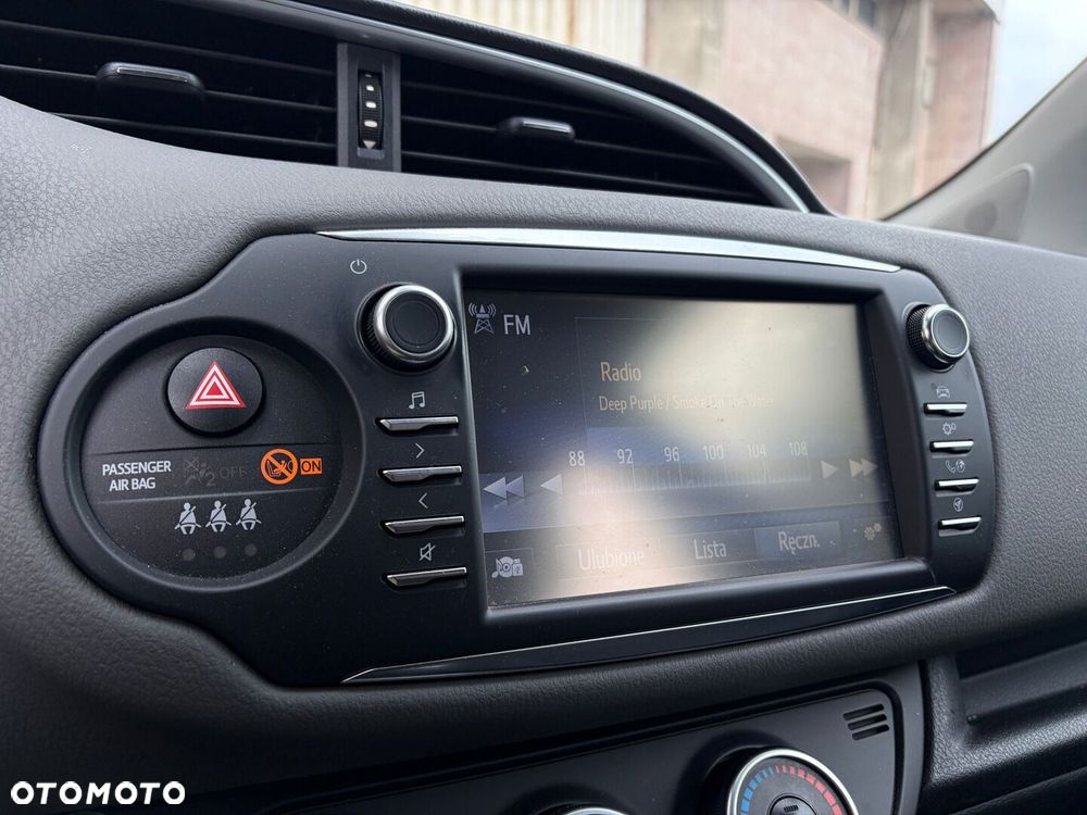Toyota Yaris - 23