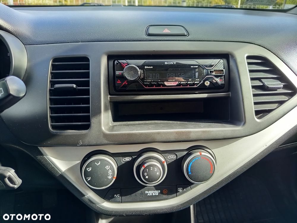 Kia Picanto 1.0 M - 11