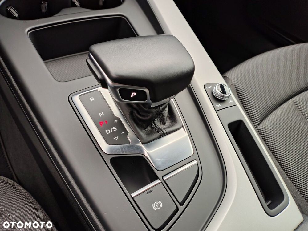 Audi A4 Limousine - 25