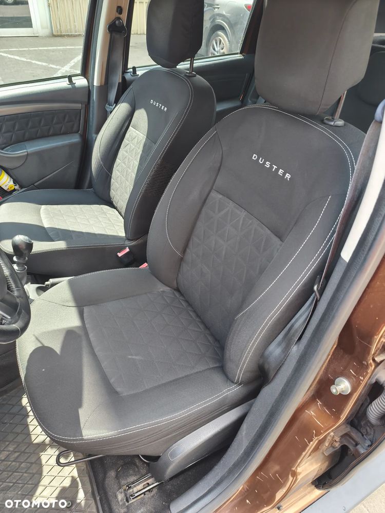 Dacia Duster 1.5 dCi Laureate - 11