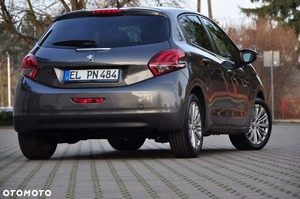 Peugeot 208 PureTech 82 Stop & Start Signature - 13