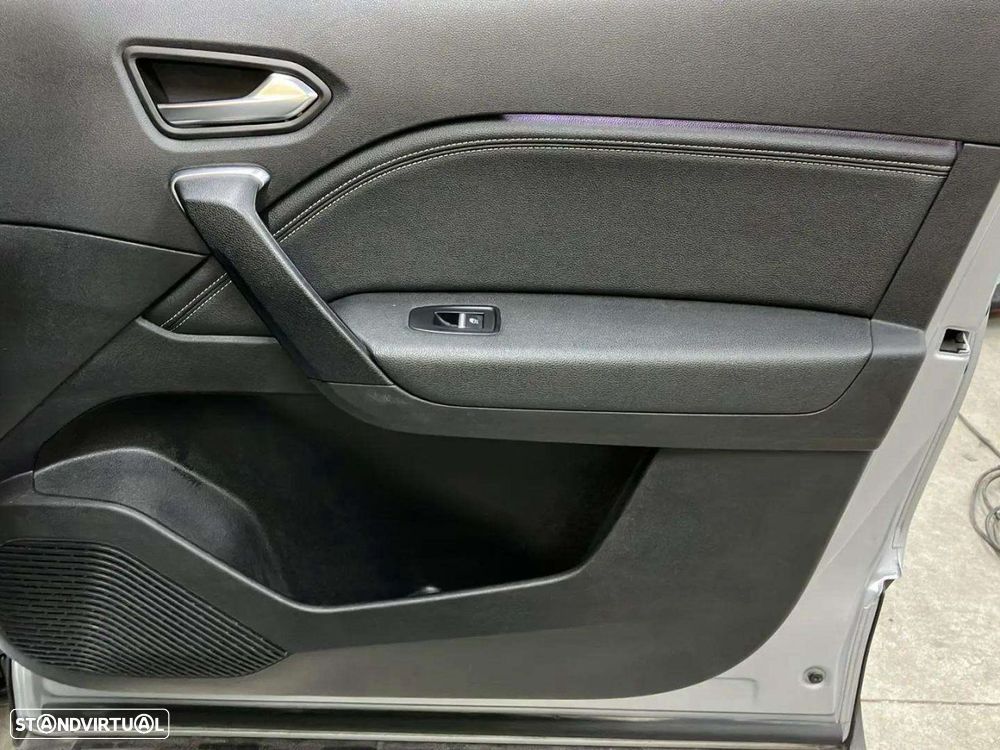 Renault Captur 1.0 TCe Techno - 23