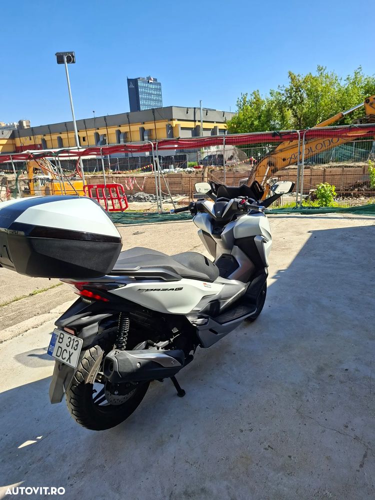 Honda NSS 300 Forza Limited Edition - 4