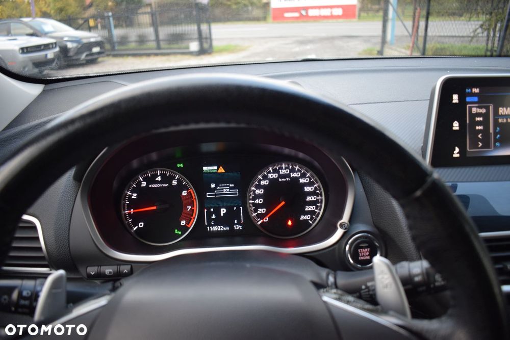 Mitsubishi Eclipse Cross - 11