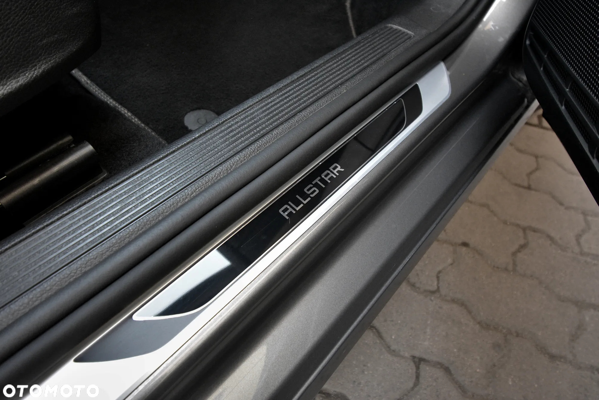 Volkswagen Golf - 25