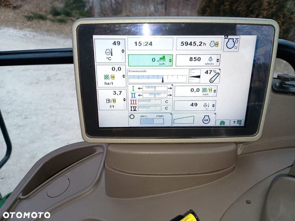 John Deere 6150R - 10