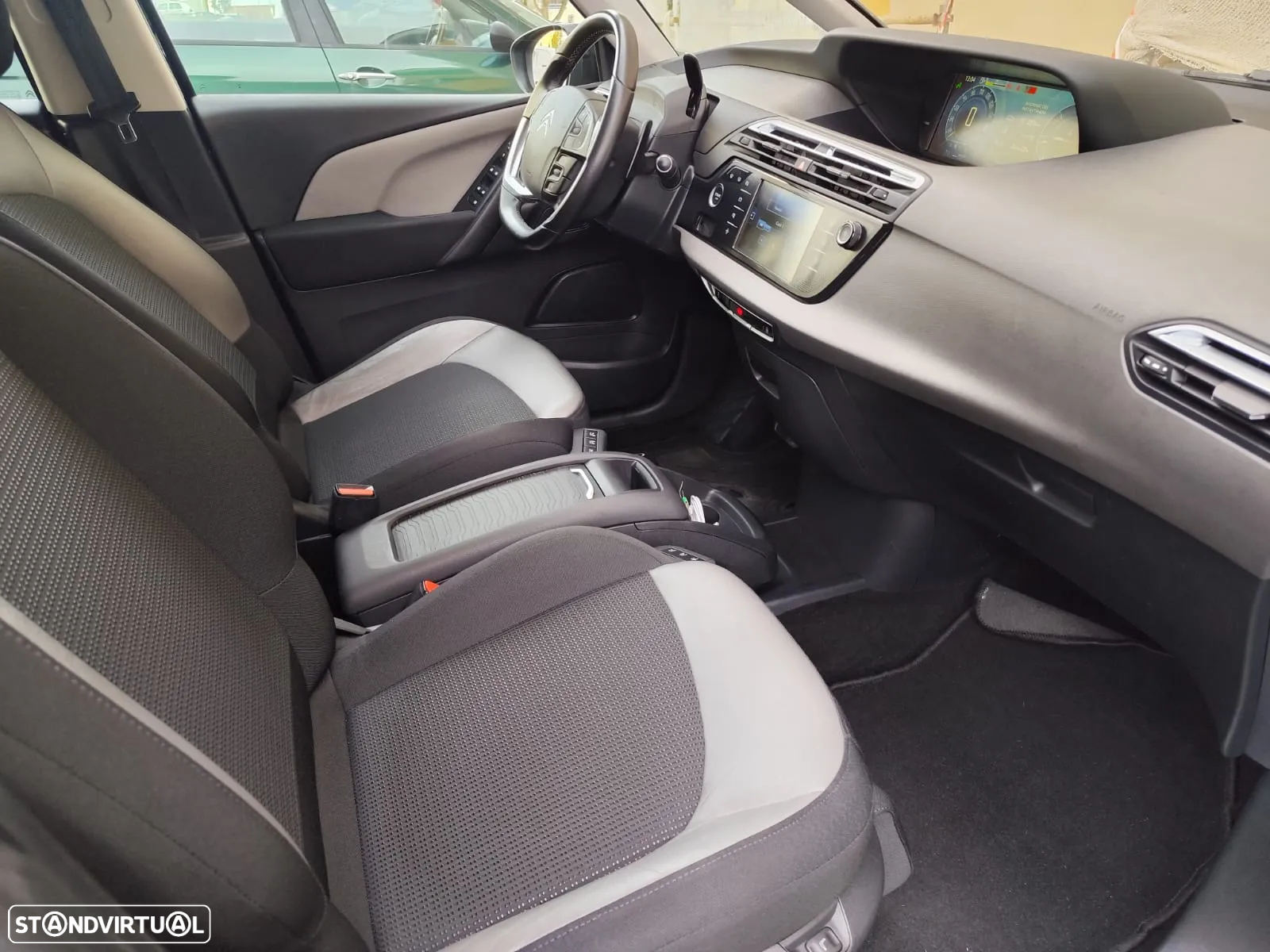 Citroën C4 Grand Picasso 1.6 e-HDi Exclusive ETG6 - 24