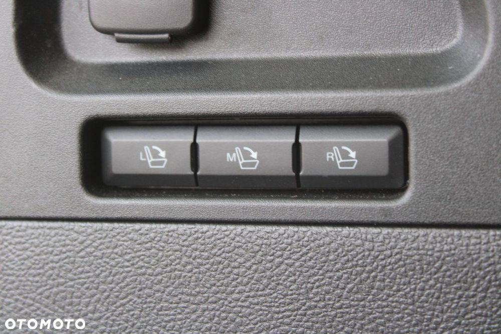 Ford S-Max - 14