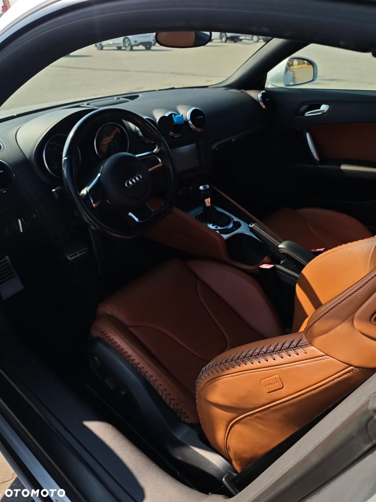 Audi TT Coupé 3.2 Quattro DSG - 11