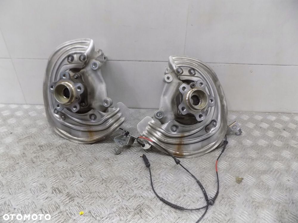 BMW G26 ZWROTNICA PRAWA LEWA PRZÓD 6889510 6889509 - 1