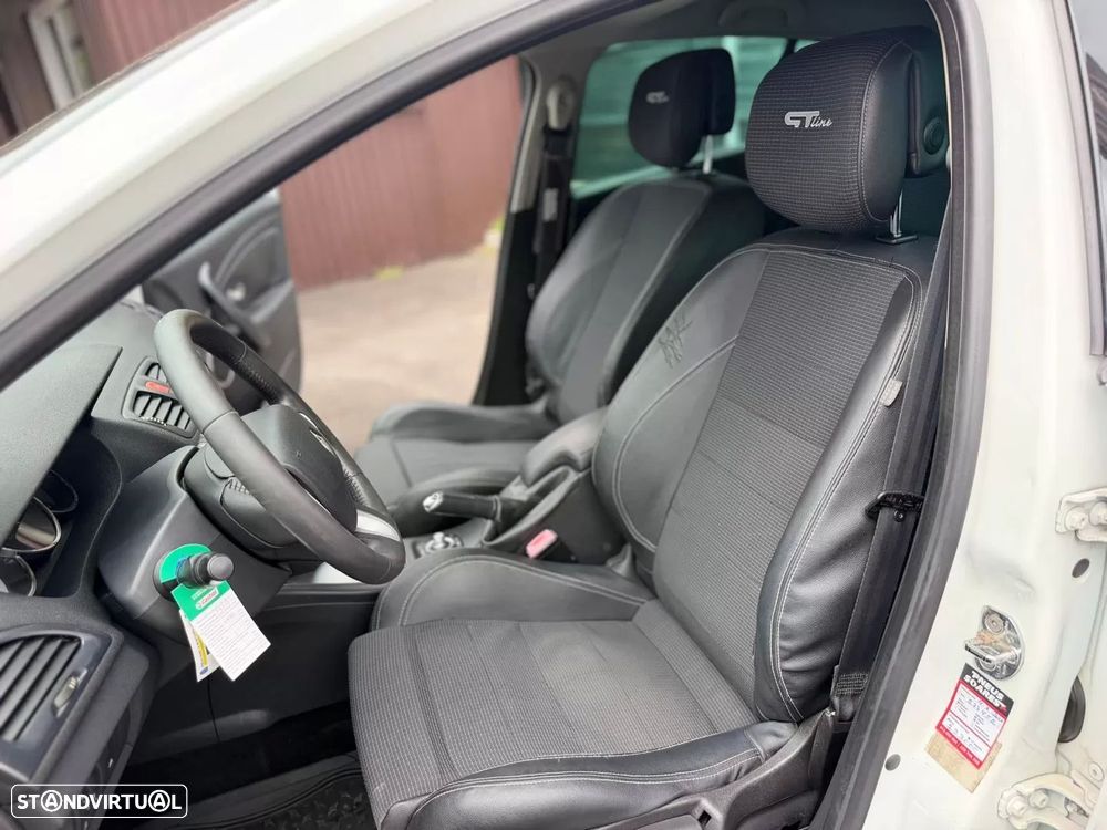 Renault Mégane 1.5 dCi GT Line EDC - 23