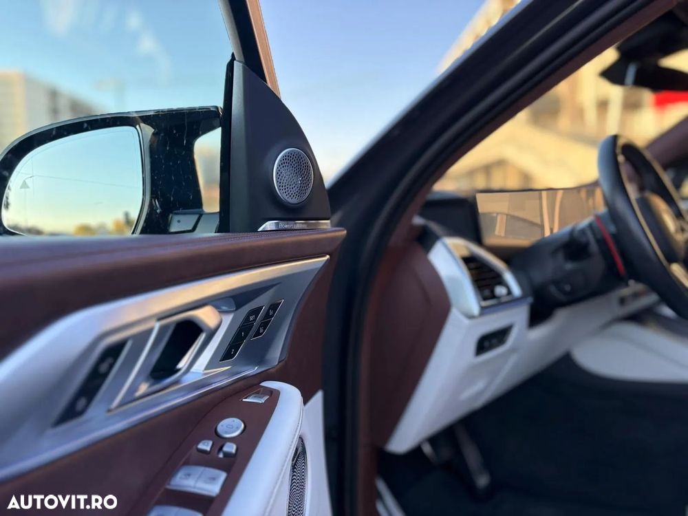 BMW XM Label Red - 20