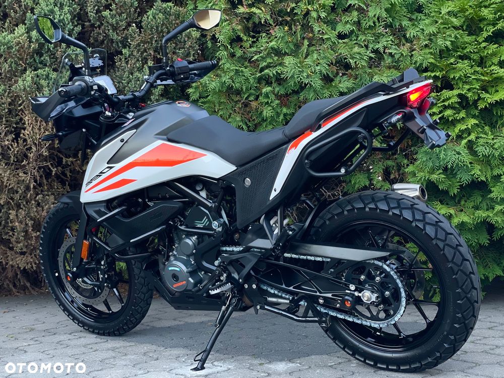 KTM Adventure - 5