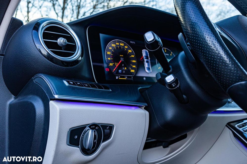 Mercedes-Benz E 220 d Aut. - 26