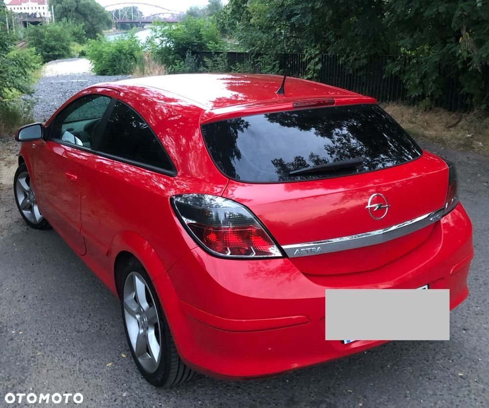 Opel Astra ver-gtc-1-6-edition - 1