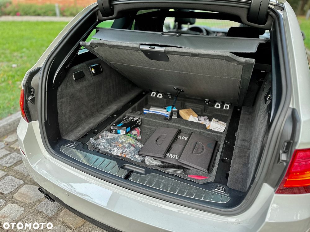 BMW Seria 5 520d M Sport - 30