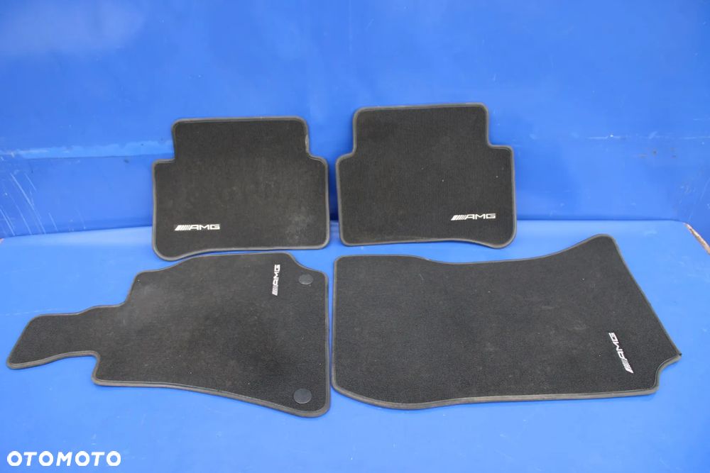 Komplet oryginalnych dywaników AMG OE Mercedes CLS W218 C218 A2126803748 UK - 1