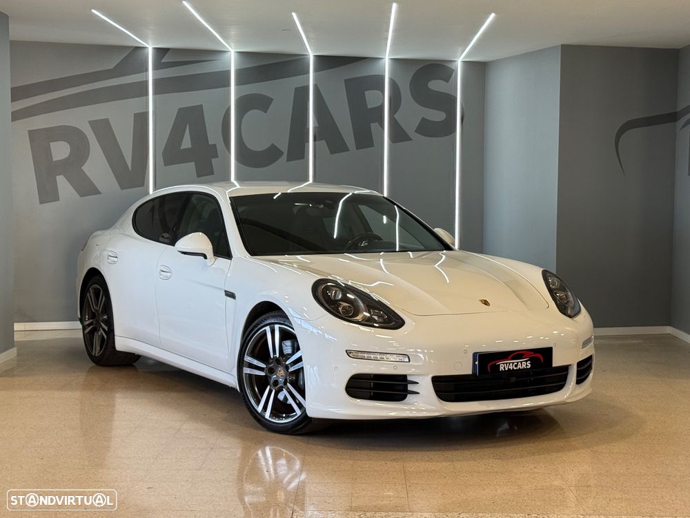 Porsche Panamera 3.0 V6 - 3