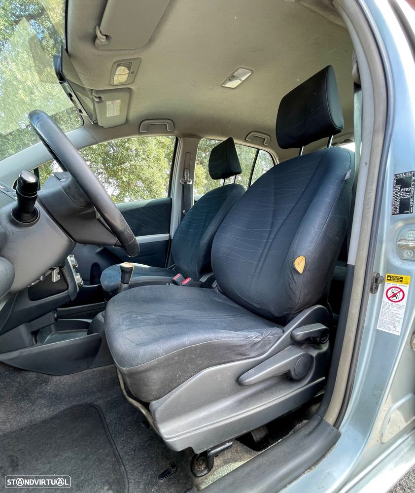 Toyota Yaris 1.0 VVT-i AC - 11