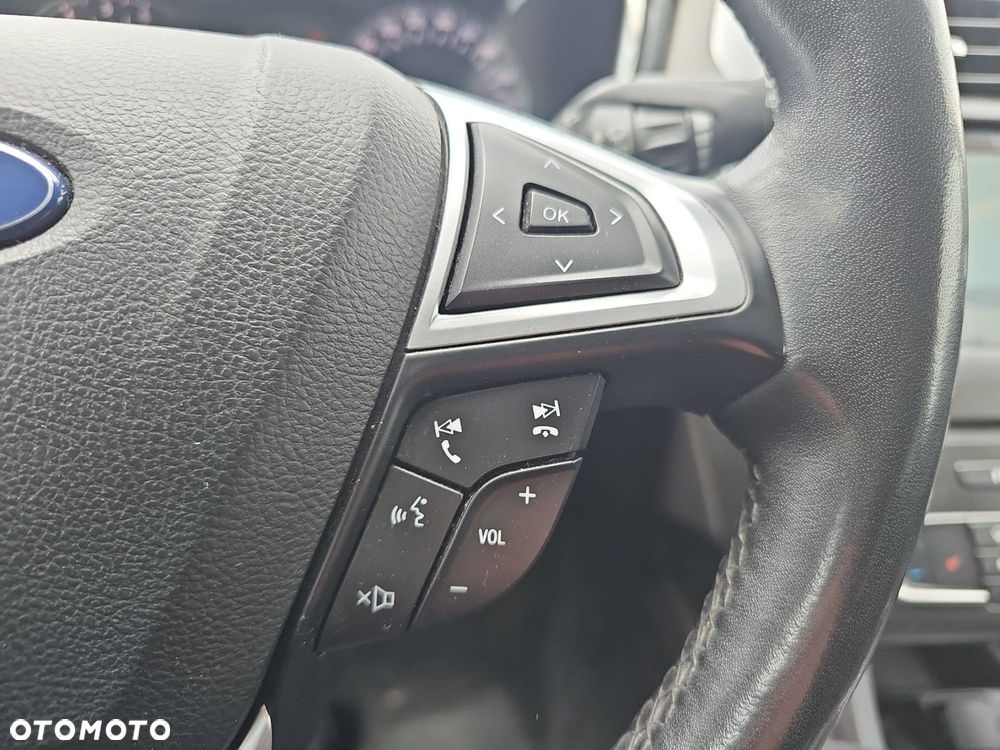 Ford Mondeo - 21