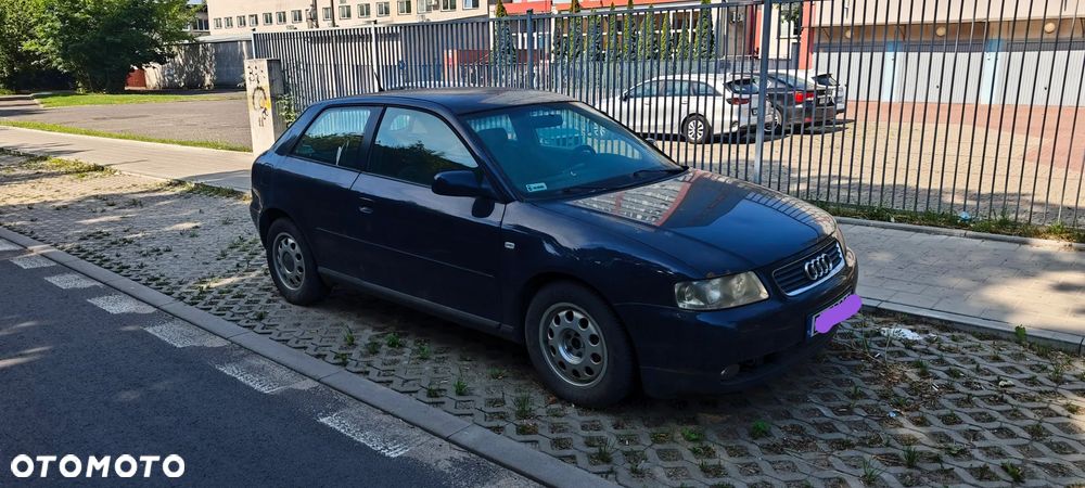 Audi A3 3-drzwiowe 1.6 Ambiente - 3