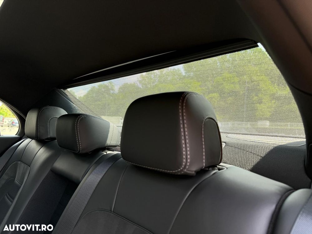 Mercedes-Benz E 53 AMG 4Matic AMG Speedshift 9G-TCT - 36