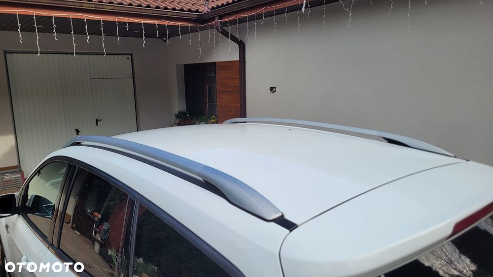 Ford Kuga 2.0 TDCi 2x4 Titanium - 10