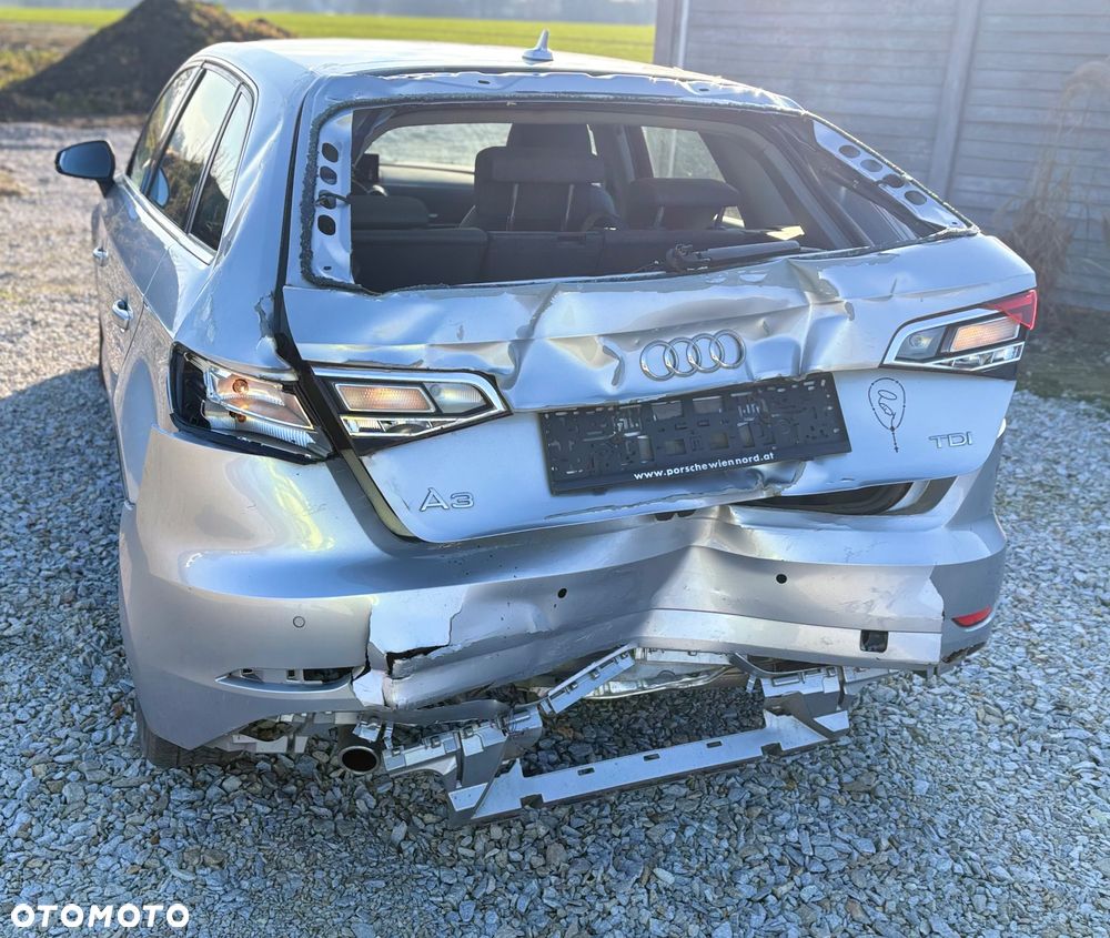 Audi A3 Sportback 1.6 TDI Sport S tronic - 6