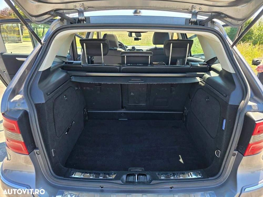 Mercedes-Benz B 200 - 20