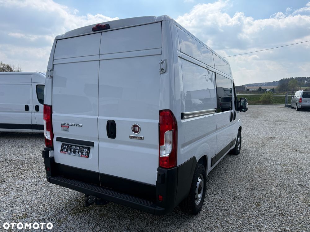 Fiat Ducato* L2H2/brygadowy 6 miejsc/hak/kamera/klima/parktronic/Import Niemcy/bezwypadkowy/ - 4