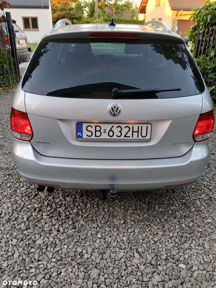 Volkswagen Golf 2.0 TDI DPF DSG MATCH - 2