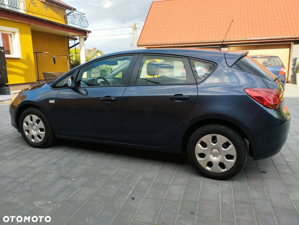 Opel Astra - 7