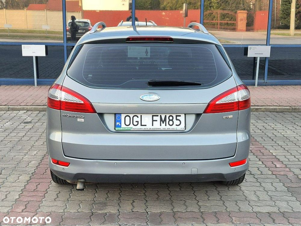 Ford Mondeo - 9