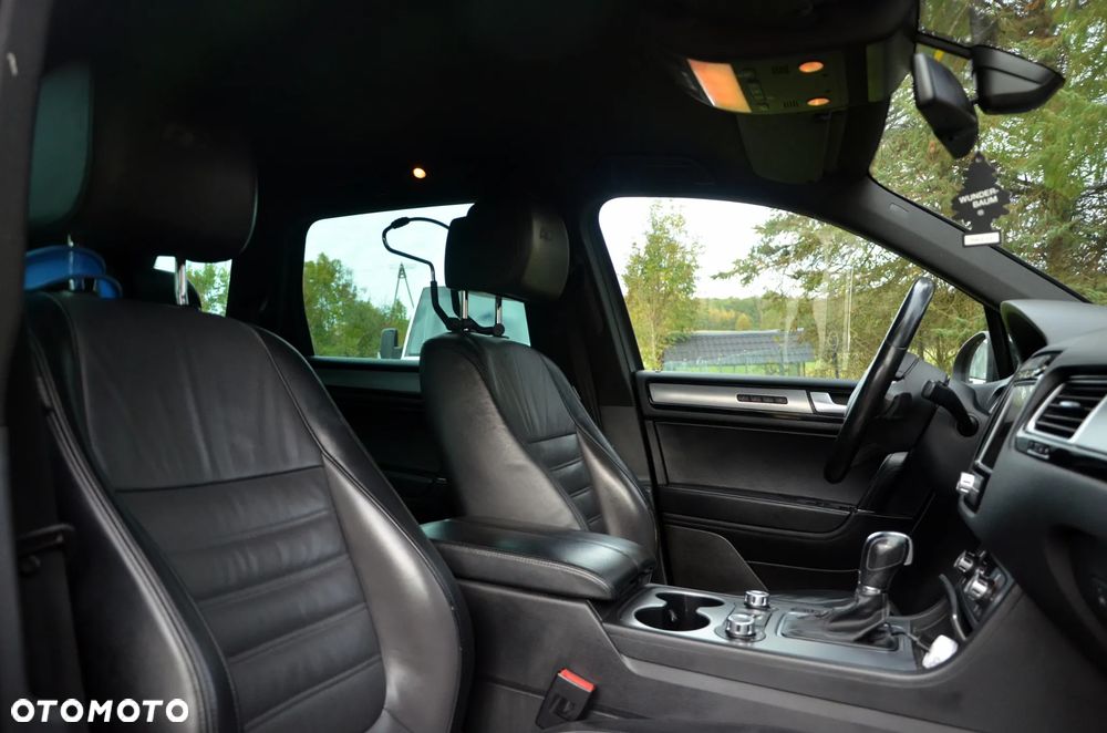 Volkswagen Touareg - 16