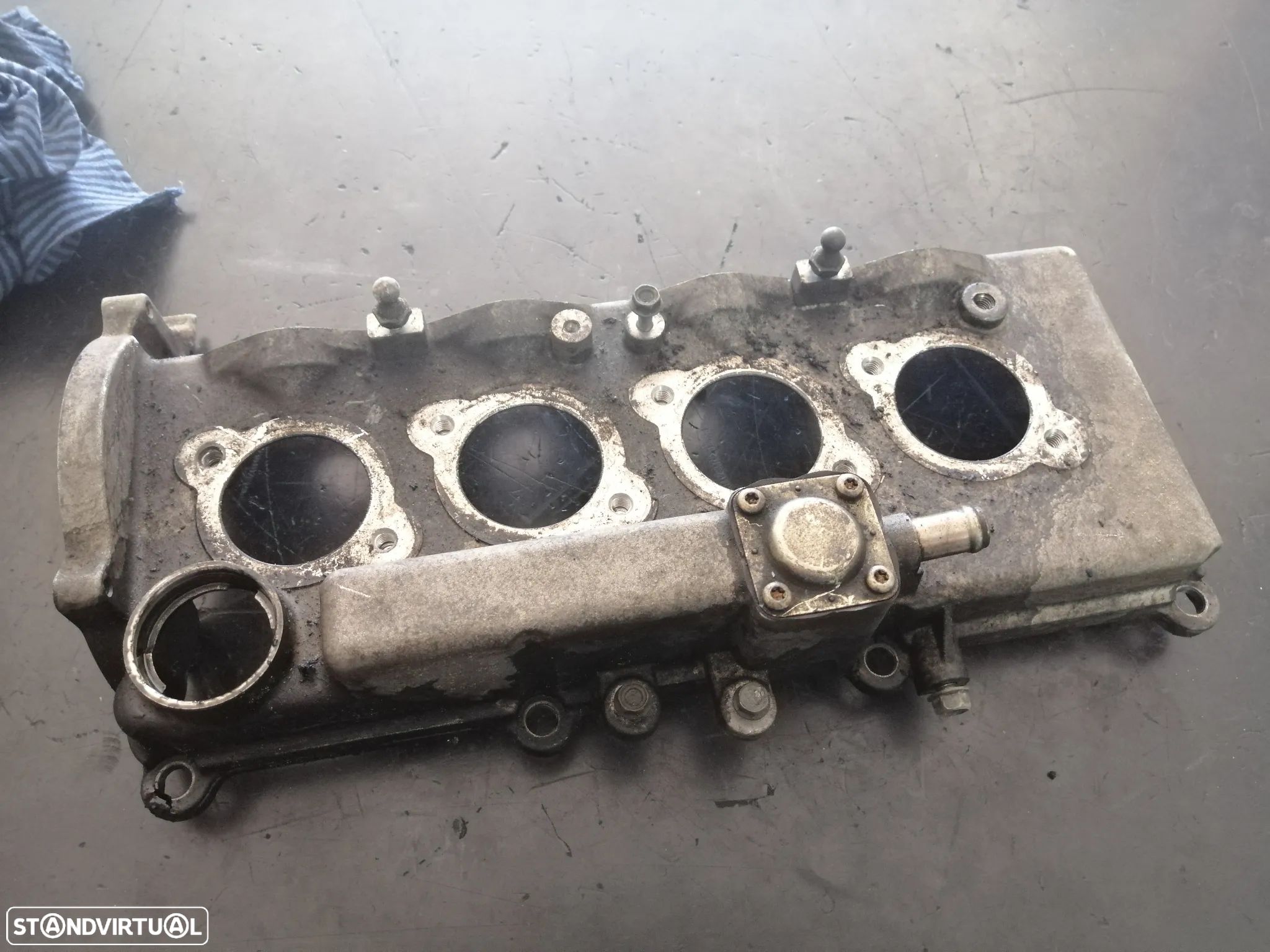 Tampa de válvulas Opel Astra H Z17DTH  89734737 - 1