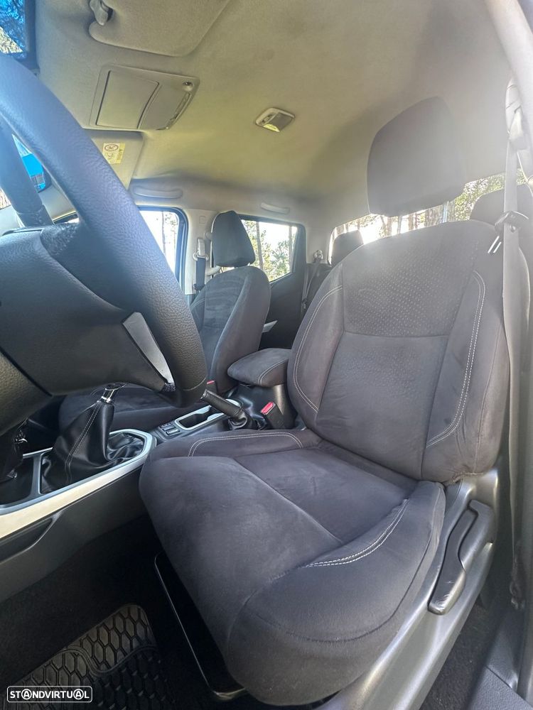 Nissan Navara 2.3 dCi CD 4WD N-Connecta Navi+Barras - 11