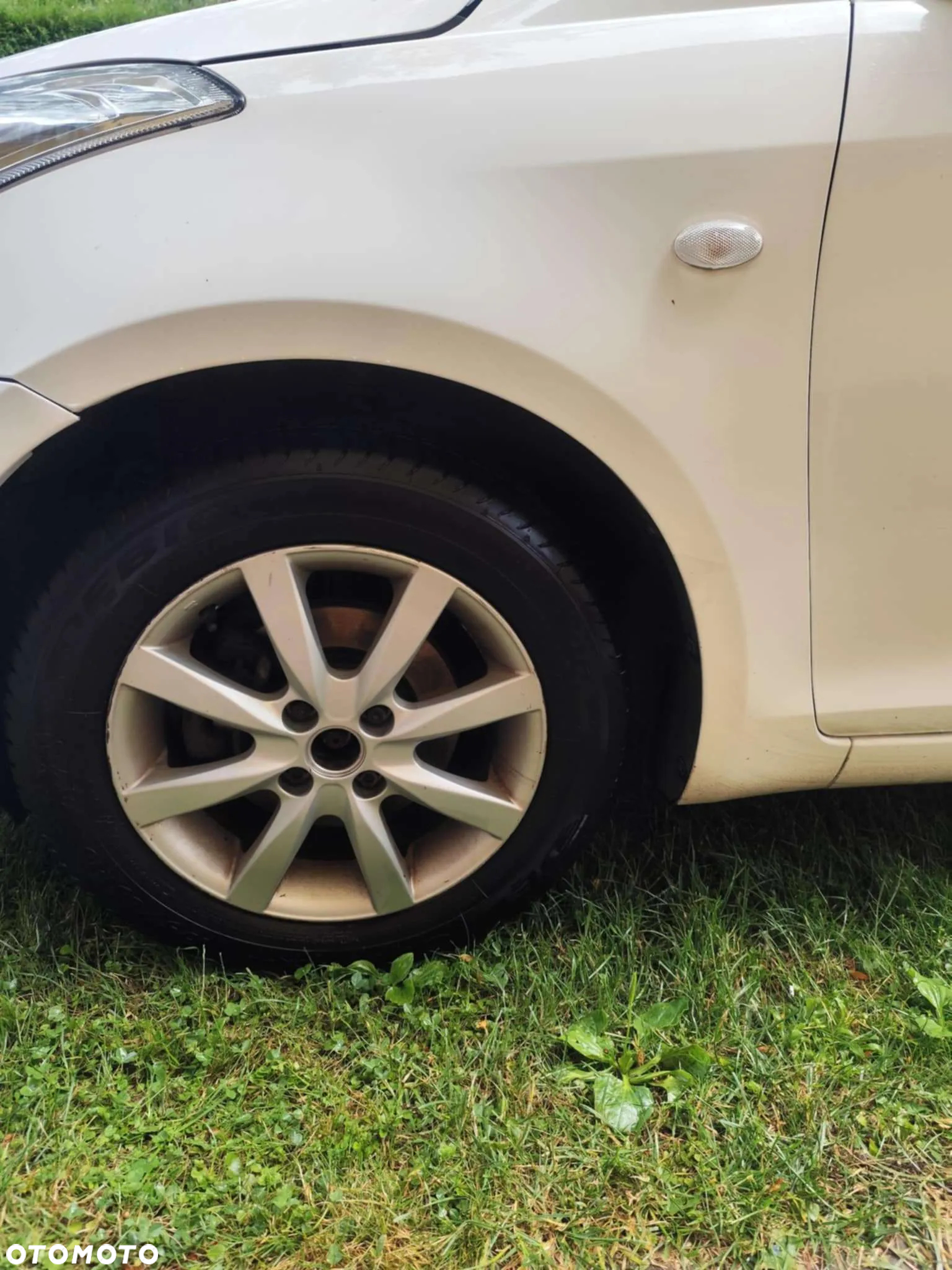 Suzuki Swift - 4