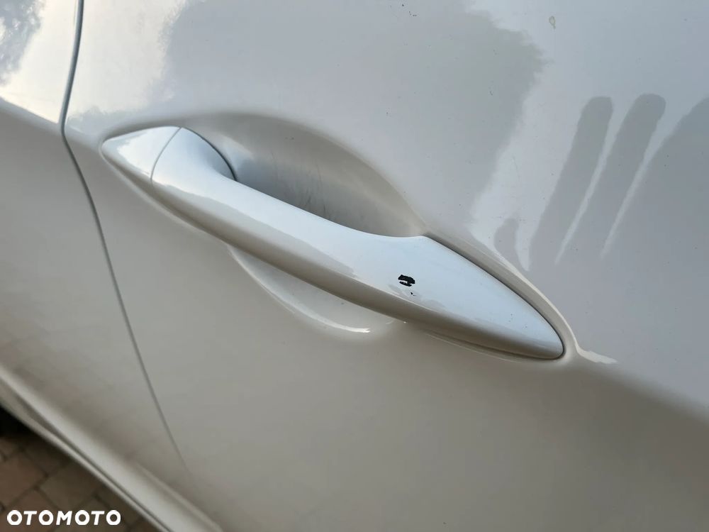 Hyundai i30 1.6 Premium - 23