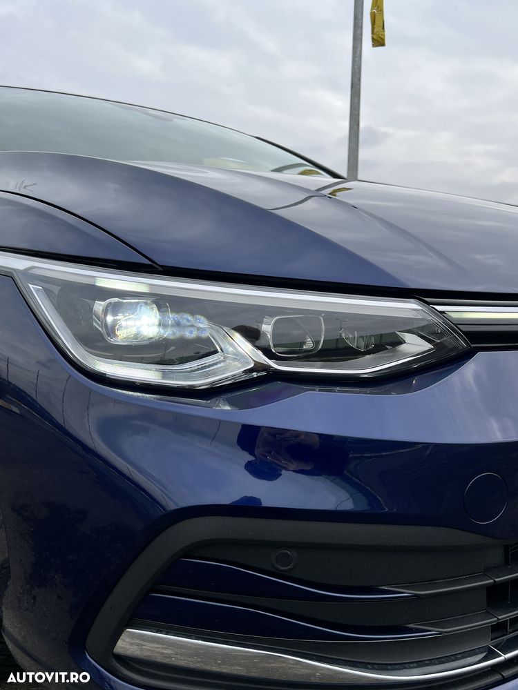 Volkswagen Golf 1.5 eTSI ACT DSG MHEV Style - 11