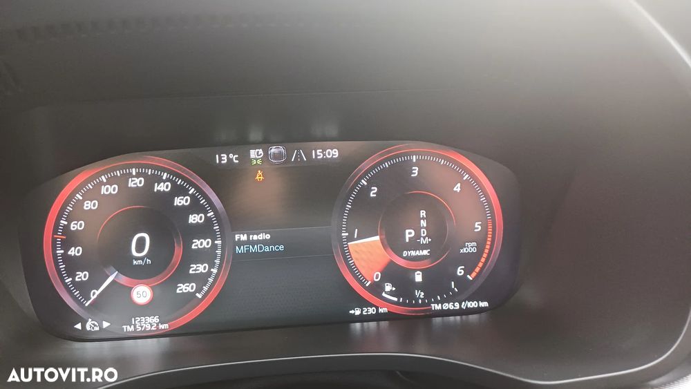 Volvo XC 60 B4 MHEV Inscription - 31