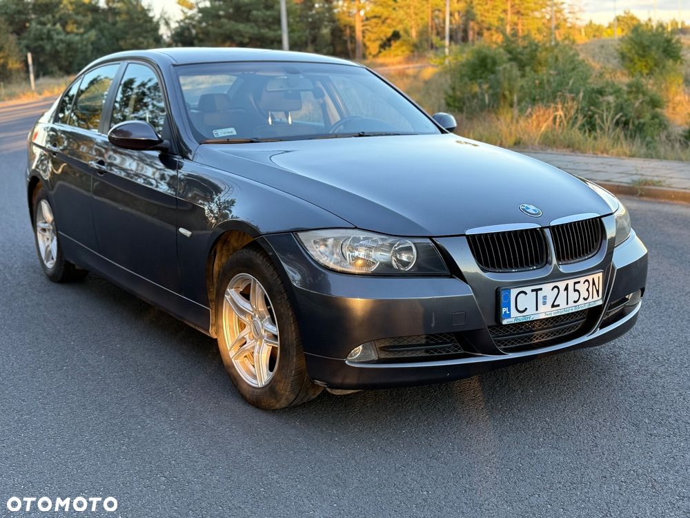 BMW Seria 3 320i - 12