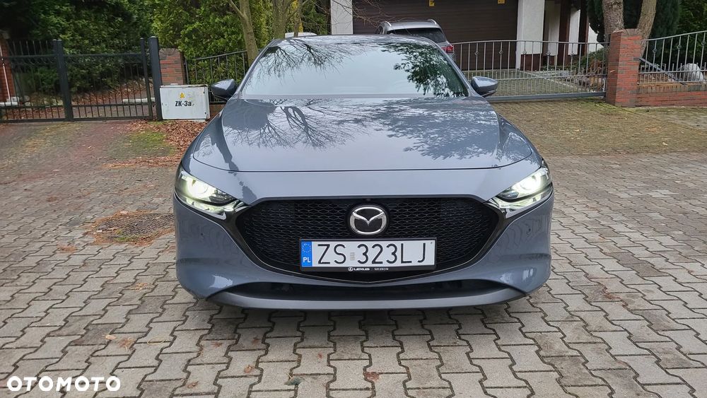 Mazda 3 2.0 mHEV Hikari - 11