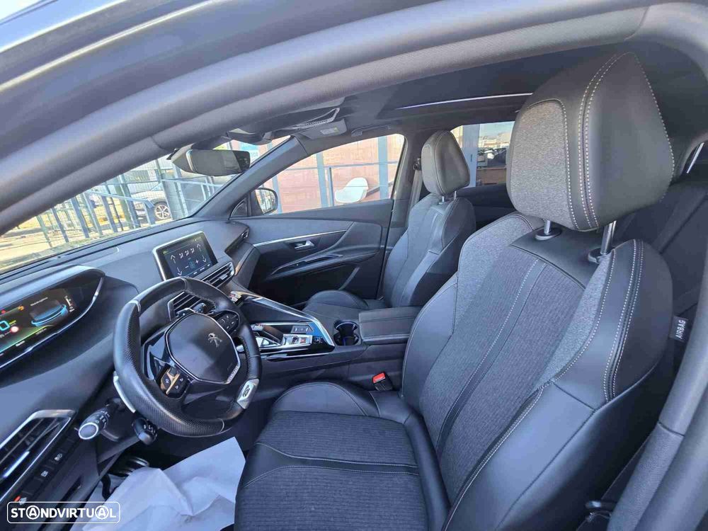 Peugeot 3008 1.6 Hybrid4 GT Line e-EAT8 - 8