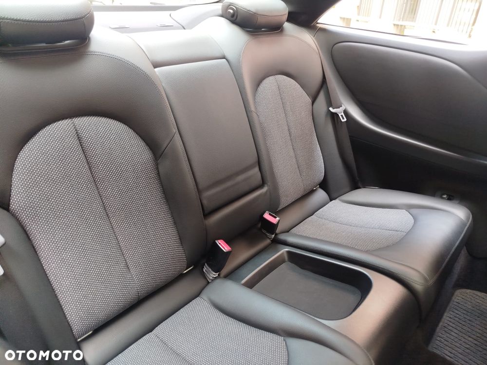 Mercedes-Benz CLK 200 Kompressor Avantgarde Sport Edition - 12
