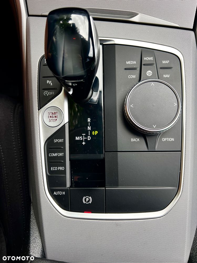 BMW Seria 3 318d Edition Luxury Line Purity - 11