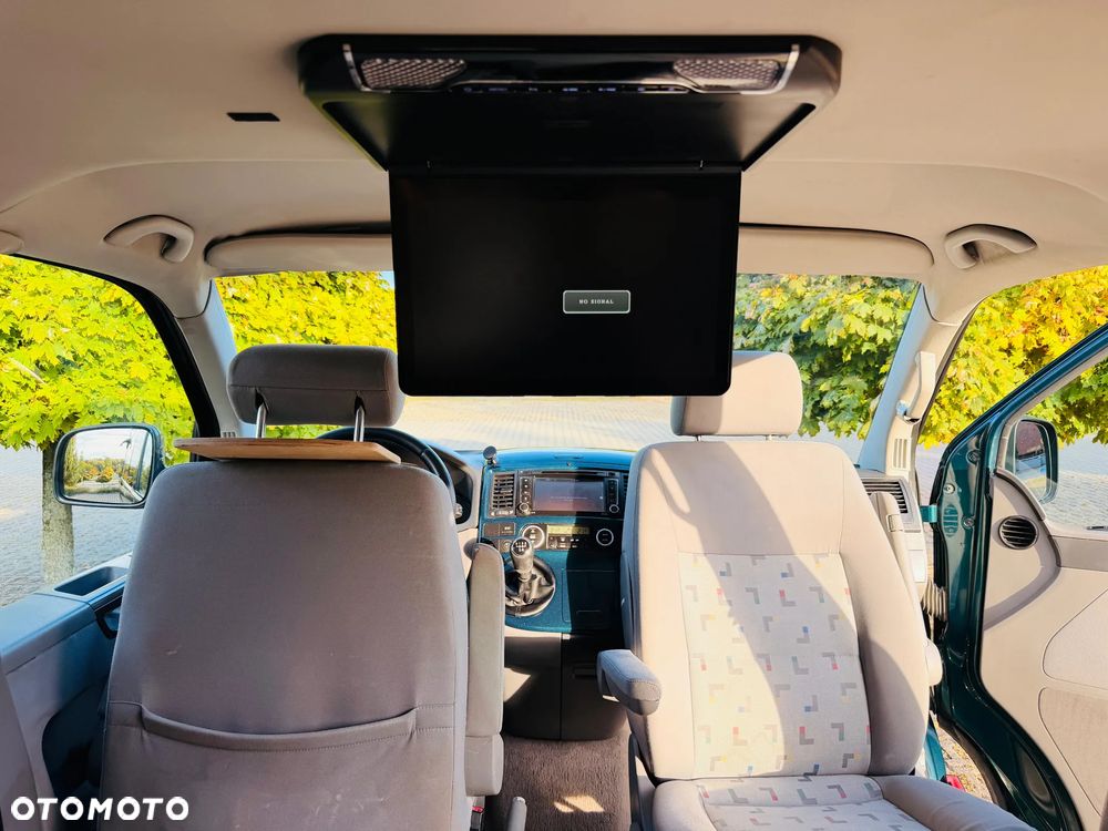 Volkswagen Multivan - 8
