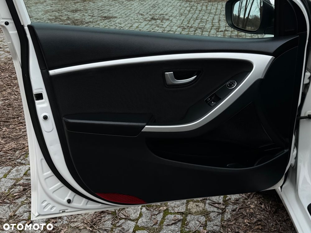 Hyundai i30 1.4 Classic - 32